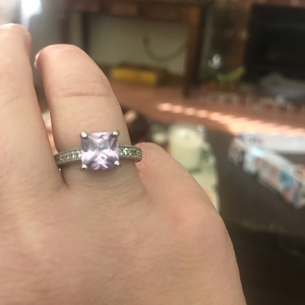 Jewelscent ring